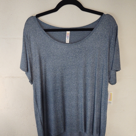 LuLaRoe Tops - LuLaRoe Classic T